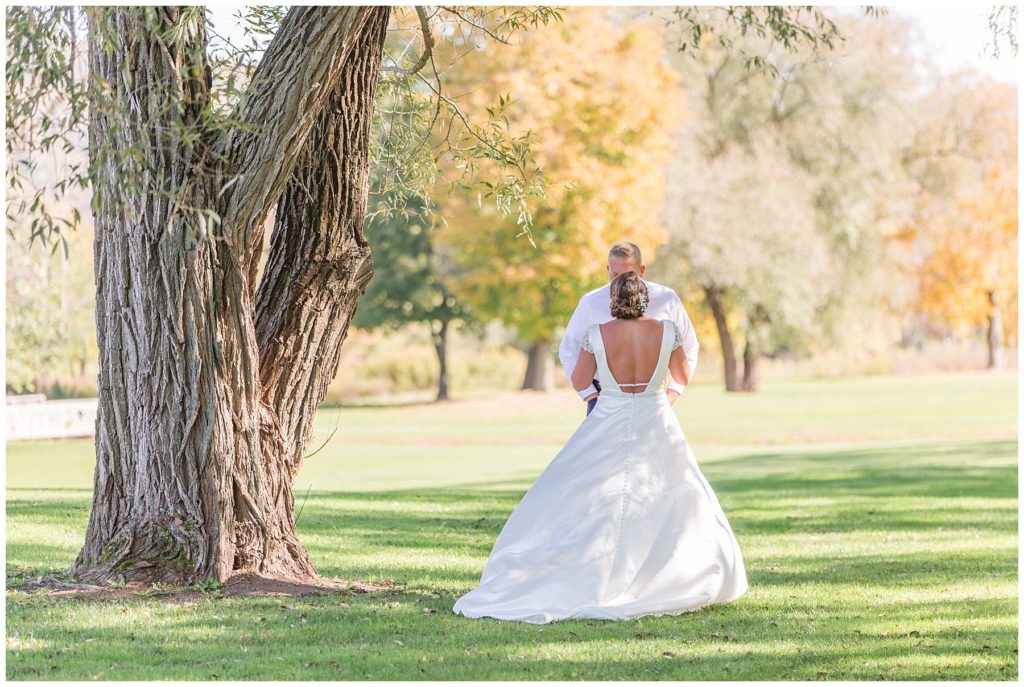 First Look, fall wedding at Orchard Vali Golf Club, Samantha Ludlow Photography, Syracuse wedding photographer