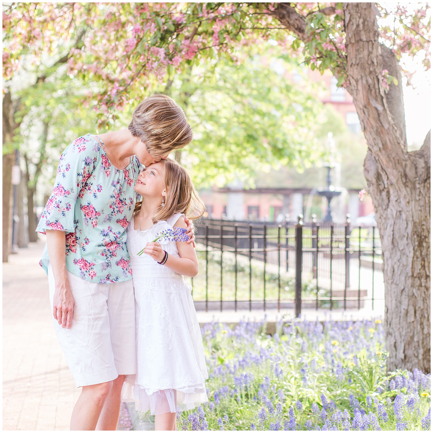 Now Booking Motherhood Sessions, Samantha Ludlow Photography, Syracuse photographer