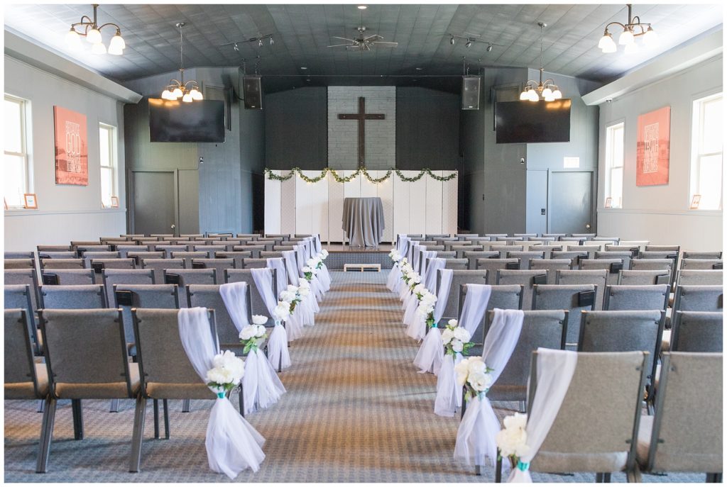 church decorations, intimate wedding amid the coronavirus crisis, Samantha Ludlow Photography, Syracuse wedding photographer