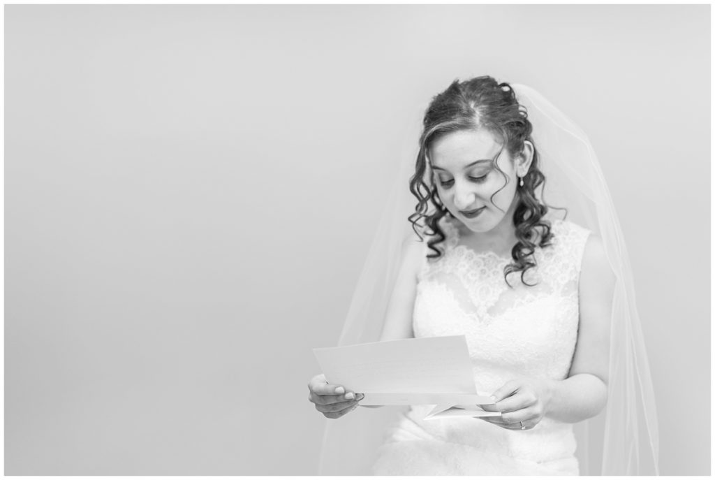 bride getting ready, intimate wedding amid the coronavirus crisis, Samantha Ludlow Photography, Syracuse wedding photographer