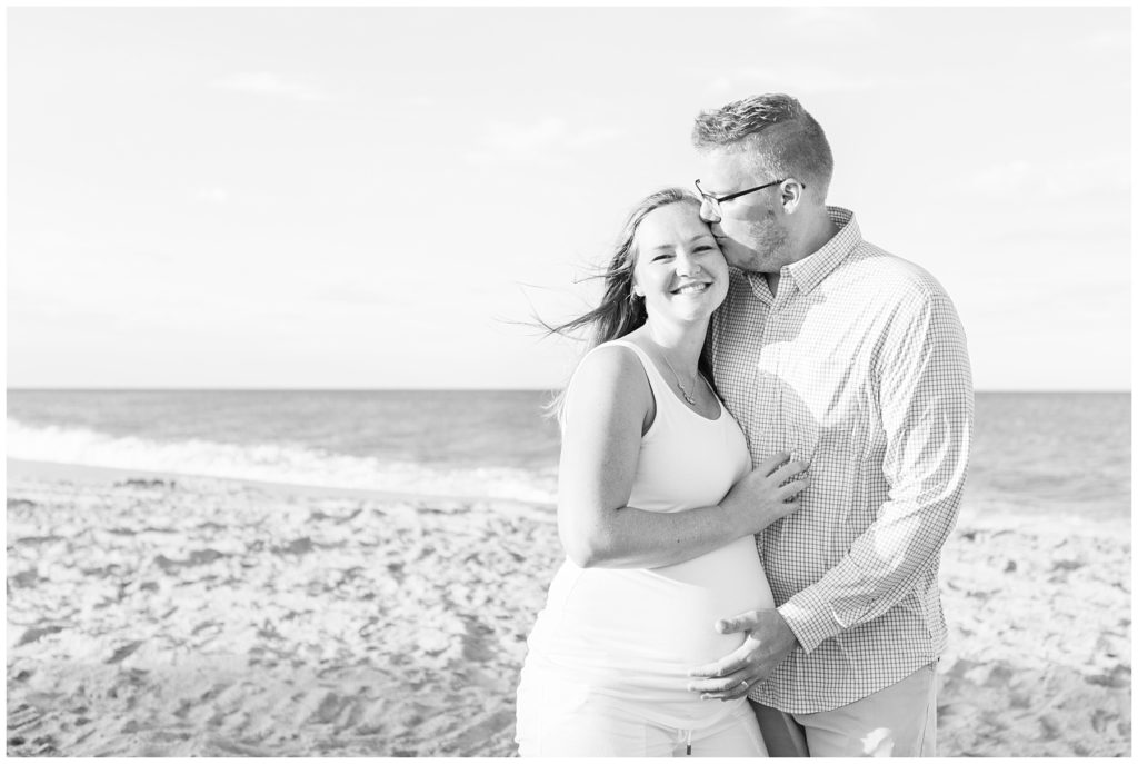 extended family photo session, beach family session, Syracuse family photographer, Samantha Ludlow Photography, Syracuse wedding photographer