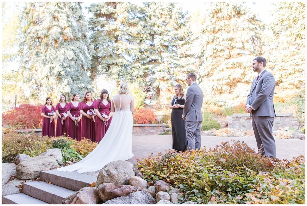 Ceremony, fall wedding at Ravenwood Golf Club, Samantha Ludlow Photography, Syracuse wedding photographer