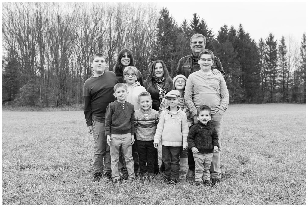 winter extended family session, Samantha Ludlow Photography, Syracuse photographer, Syracuse family photographer