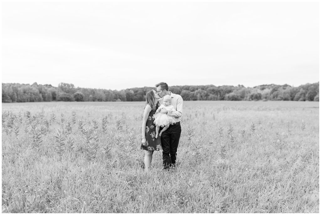 family session at our farm, Samantha Ludlow Photography, Syracuse photographer, Syracuse family photographer